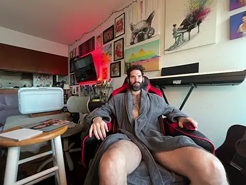 Pupscritch online show from January 14, 4:21 pm