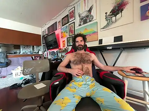 Pupscritch online show from March 13, 8:58 pm