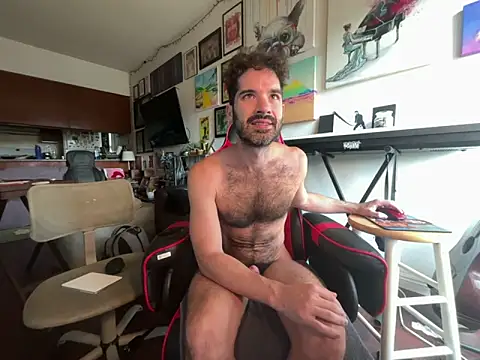 Pupscritch online show from May 26, 3:43 pm