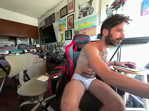 Pupscritch online show from June 5, 6:46 pm