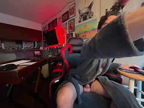 Pupscritch online show from February 17, 2:58 pm