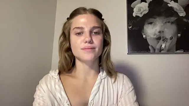 sweetceeme online show from April 19, 8:59 am