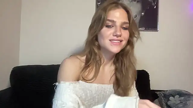 sweetceeme online show from April 17, 1:19 am