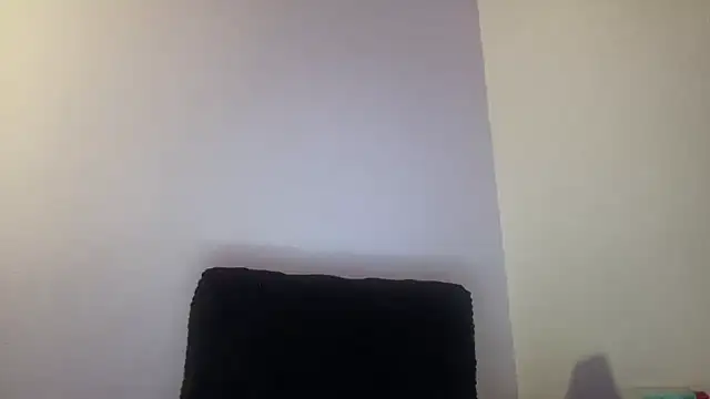 Snapshot of sweetceeme chatting on May 19, 5:14 am sweetceeme online show from May 19, 5:14 am