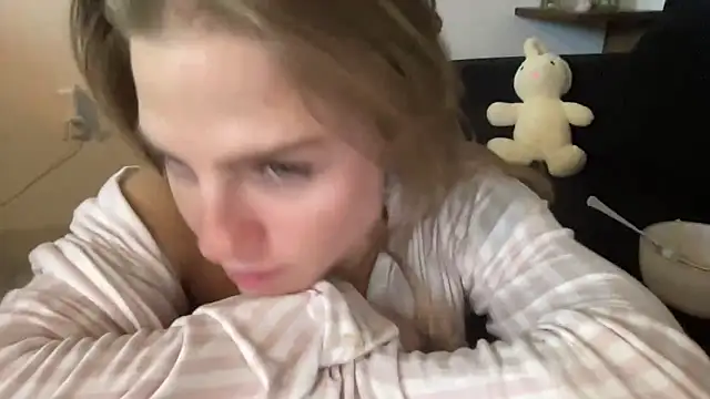 sweetceeme online show from June 4, 8:52 am