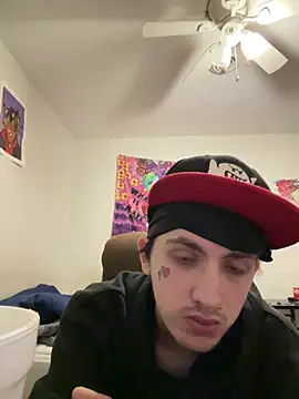 Capwildd 124 online show from June 17, 9:52 am