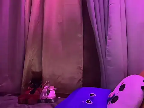 Urasian ladybug online show from July 2, 4:07 am