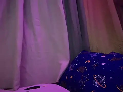 Urasian ladybug online show from May 20, 3:14 am