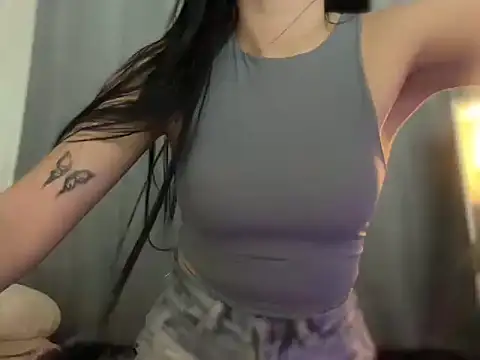 Urasian ladybug online show from April 10, 4:41 am