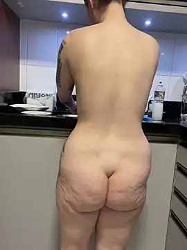 yumi-hot online show from June 7, 12:49 am