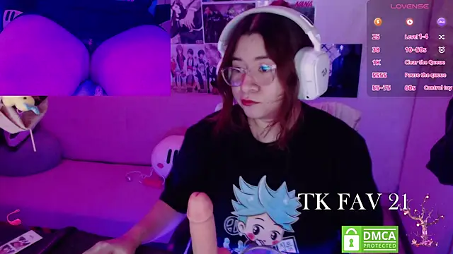 Pink girl0n online show from April 24, 2:24 am