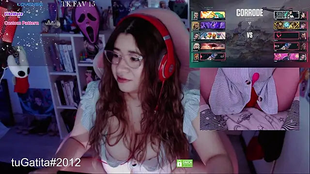 Pink girl0n online show from October 27, 9:27 pm