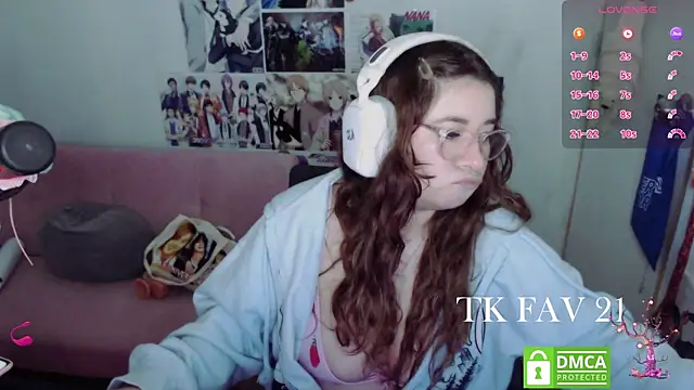 Pink girl0n online show from July 10, 3:06 am