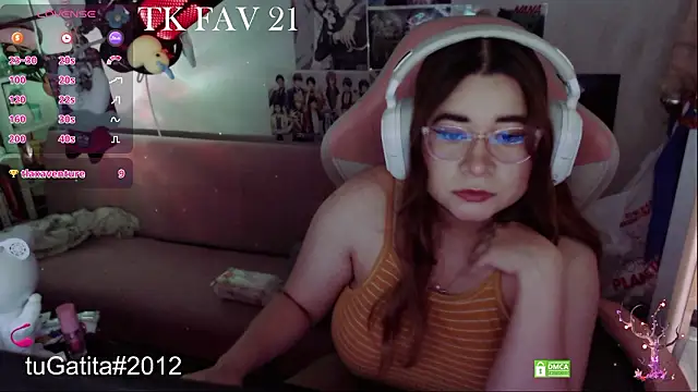 Pink girl0n online show from March 24, 10:21 pm