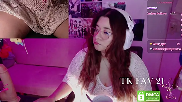 Pink girl0n online show from May 30, 11:16 am