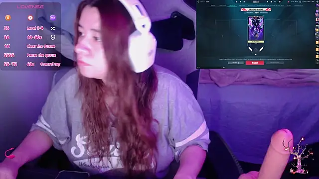 Pink girl0n online show from January 5, 6:44 pm