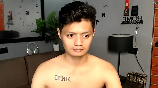 LucasSoYummyy online show from November 18, 9:56 am