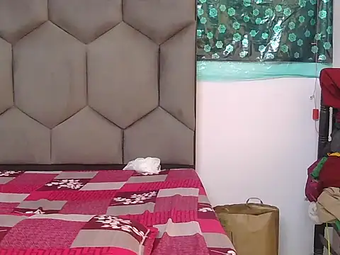 Diyaa Singh online show from April 7, 5:20 am