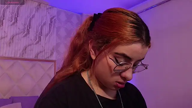 Naomy tay1 online show from November 29, 2:34 am