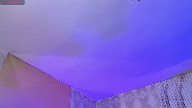 Naomy tay1 online show from January 12, 3:24 am