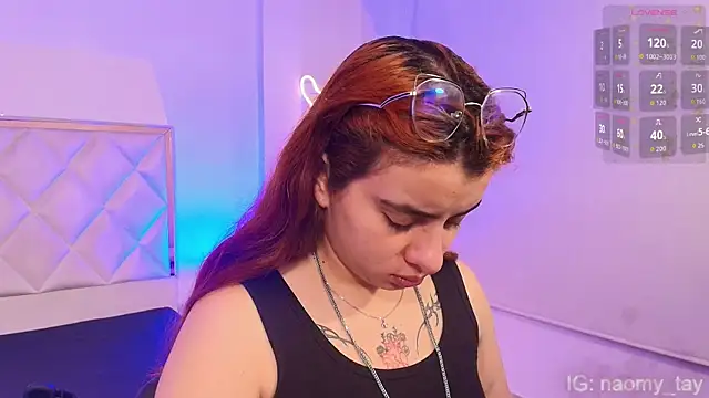 Naomy tay1 online show from November 13, 3:32 am