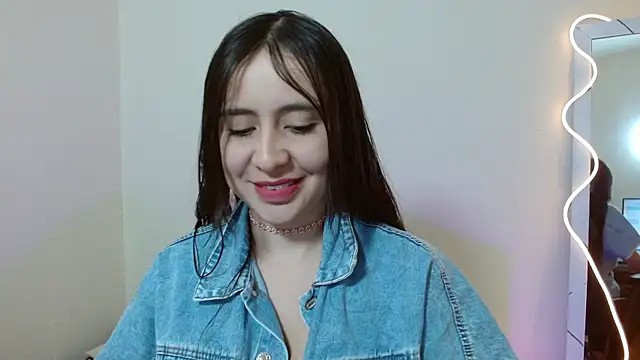 Snapshot of Violet_tay1 chatting on September 20, 10:42 am Violet tay1 online show from September 20, 10:42 am