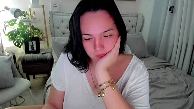 SweetHoney369 online show from October 21, 6:57 am