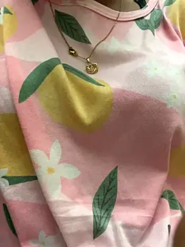 Snapshot of modelnishu chatting on September 8, 4:06 pm modelnishu online show from September 8, 4:06 pm