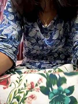 Snapshot of modelnishu chatting on September 9, 10:25 am modelnishu online show from September 9, 10:25 am