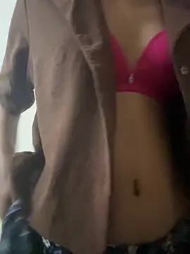 Snapshot of modelnishu chatting on June 11, 2:58 pm modelnishu online show from June 11, 2:58 pm