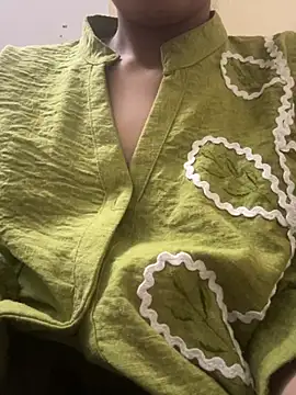 Snapshot of modelnishu chatting on June 10, 1:56 pm modelnishu online show from June 10, 1:56 pm