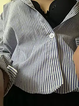 modelnishu online show from March 25, 3:44 pm