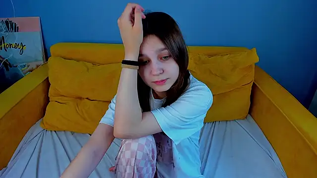 Elle Ellise online show from May 6, 5:44 am