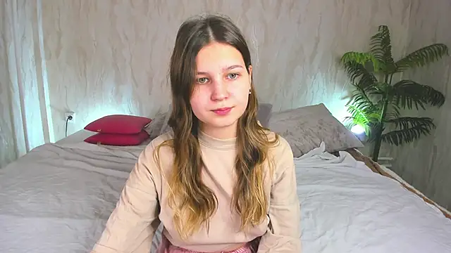 Elle Ellise online show from October 24, 7:40 am