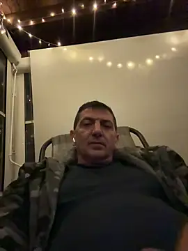 BULLBSX online show from April 8, 11:06 pm