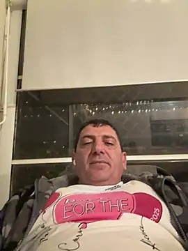 BULLBSX online show from April 15, 8:42 pm