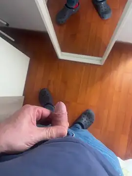 BULLBSX online show from April 2, 2:02 pm