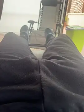 BULLBSX online show from April 12, 2:53 pm