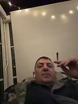 BULLBSX online show from March 25, 11:03 pm