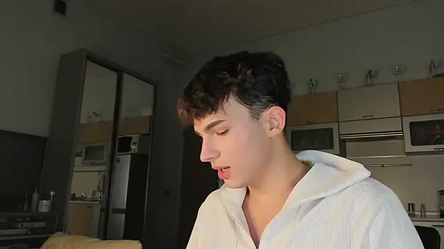 mystic evan online show from September 18, 1:58 pm