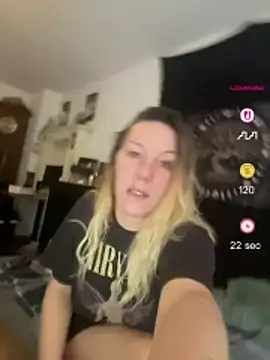 Snapshot of Sidney_Rockz chatting on July 1, 4:46 am Sidney Rockz online show from July 1, 4:46 am