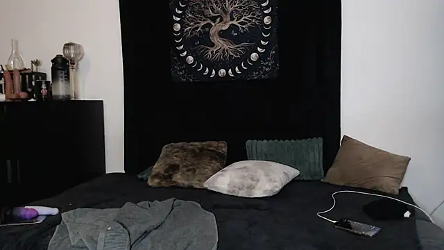 Sidney Rockz online show from March 27, 8:10 pm