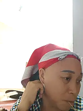 Mamapm20 online show from October 10, 8:26 am