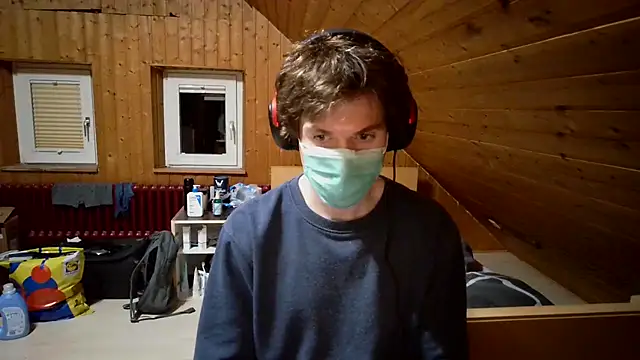 Snapshot of Imagerysin23 chatting on December 16, 6:12 pm Imagerysin23 online show from December 16, 6:12 pm