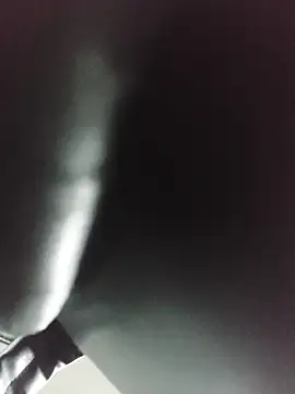 Reina Cummings online show from January 16, 6:28 am