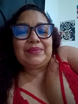 Snapshot of ladytropical1 chatting on February 27, 3:45 pm ladytropical1 online show from February 27, 3:45 pm