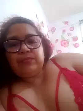 Snapshot of ladytropical1 chatting on February 7, 8:17 pm ladytropical1 online show from February 7, 8:17 pm