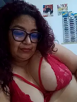 Snapshot of ladytropical1 chatting on February 14, 3:45 pm ladytropical1 online show from February 14, 3:45 pm