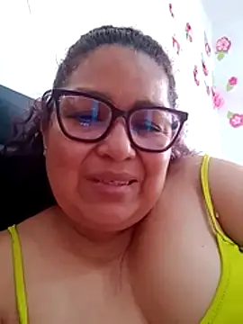 Snapshot of ladytropical1 chatting on March 14, 8:48 pm ladytropical1 online show from March 14, 8:48 pm