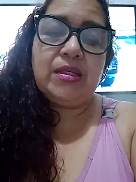 ladytropical1 online show from October 24, 11:59 pm